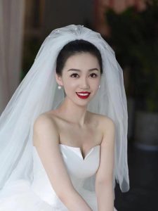 西式婚纱造型4