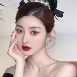 download 迦伽--跟妆