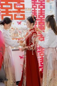 亲友互动的温情细节